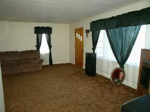 8621 Michigan Ave, Jackson, MI 49201 photo 7