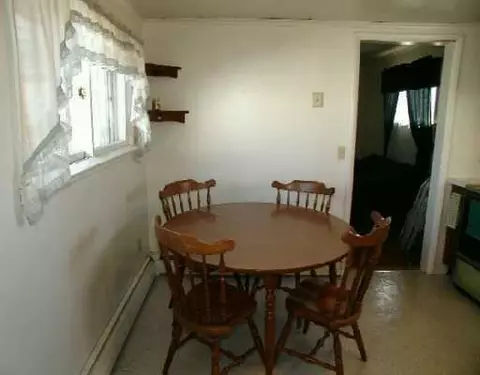 8621 Michigan Ave, Jackson, MI 49201 photo 4