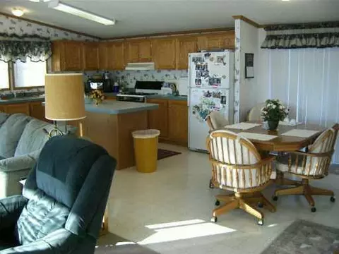 3745 Sargent, Jackson, MI 49201 photo 4