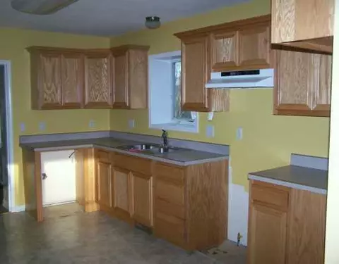 1208 E Kimmel Rd, Jackson, MI 49201 photo 2