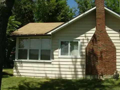 6011 Wolf Lake Rd, Jackson, MI 49201 photo 2