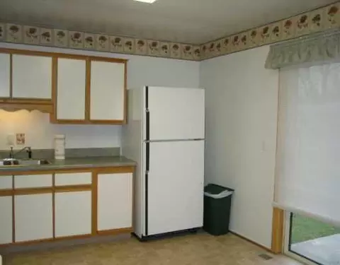 322 Crestbrook, Jackson, MI 49203 photo 4