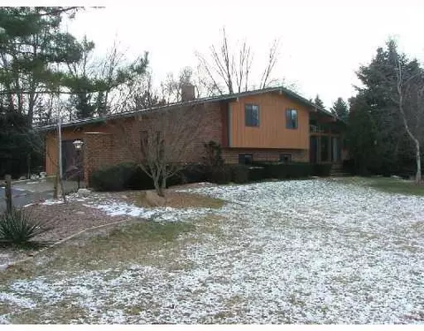 2316 Weber, Dexter, MI 48130 photo 2