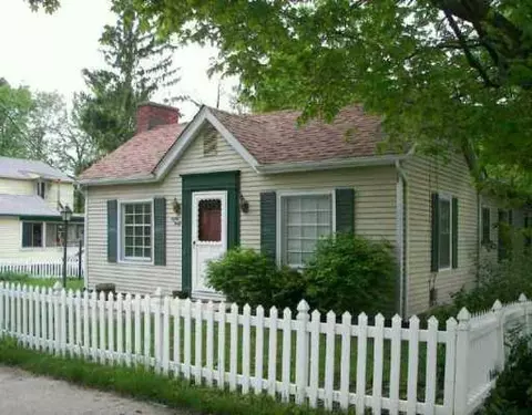 8040 Huron, Dexter, MI 48130 photo 1