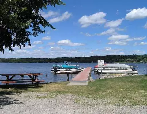 722 Woodside, Gregory, MI 48137 photo 8