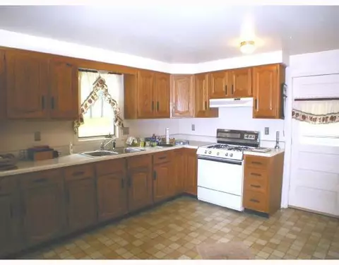 7758 Forest, Dexter, MI 48130 photo 2