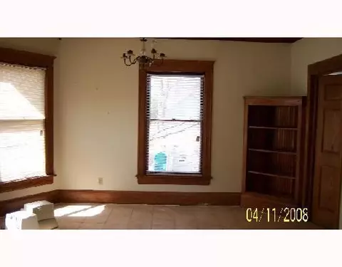 944 Chittock, Jackson, MI 49203 photo 2