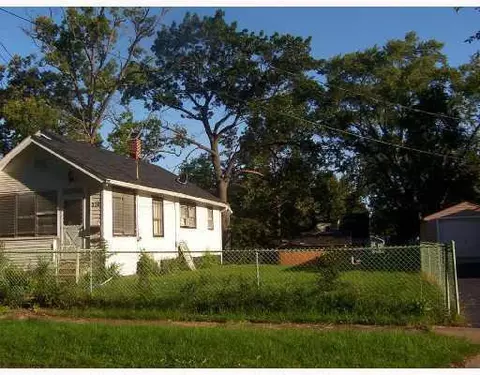 370 Hillside, Jackson, MI 49203 photo 2