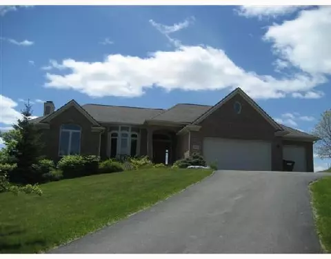 7652 Beebalm Ct, Dexter, MI 48130 photo 3