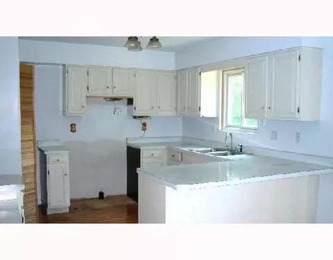 6545 Bluebird, Jackson, MI 49201 photo 2