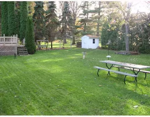 1952 Elmhurst, Jackson, MI 49201 photo 3