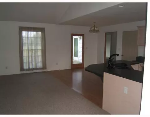 10360 Page, Jackson, MI 49201 photo 2