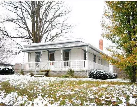 527 Hanover St, Concord, MI 49237 photo 1