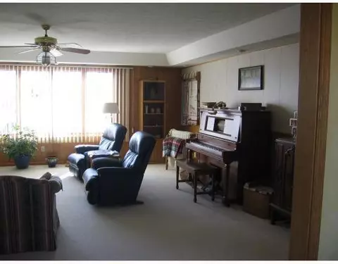 8608 Cady, Jackson, MI 49201 photo 3