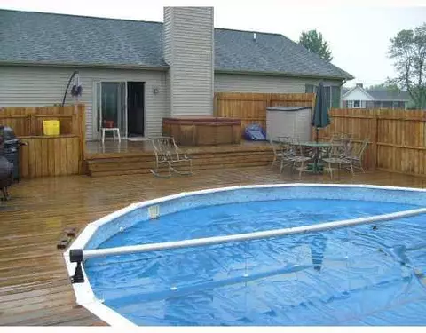 2201 Grey Tower, Jackson, MI 49201 photo 3