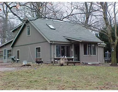 8840 Huron River Dr, Dexter, MI 48130 photo 1
