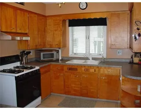 629 Winifred, Jackson, MI 49202 photo 4