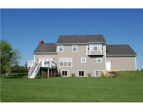 5560 N Crest Ct, Dexter, MI 48130 photo 9