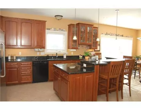 5560 N Crest Ct, Dexter, MI 48130 photo 6