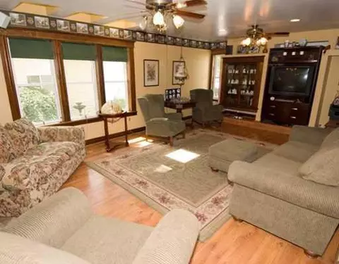 7832 Forest, Dexter, MI 48130 photo 2