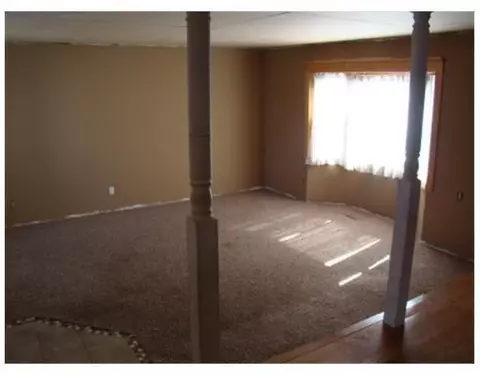 202 Stockbridge, Gregory, MI 48137 photo 3