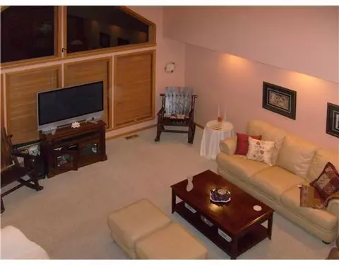 6170 Pingree, Howell, MI 48843 photo 2