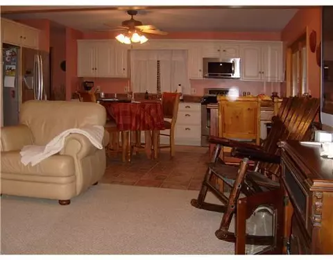6170 Pingree, Howell, MI 48843 photo 4