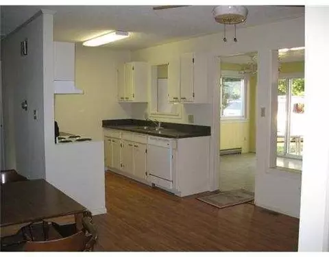 7722 Forest, Dexter, MI 48130 photo 2
