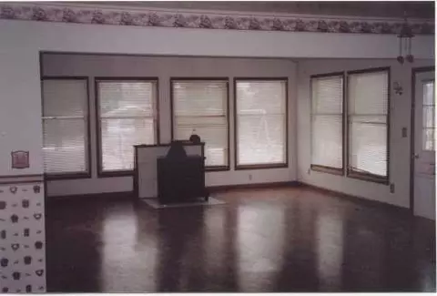 1665 W Willis, Saline, MI 48176 photo 2