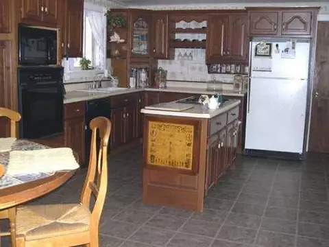9379 Willis Rd, Willis, MI 48191 photo 2