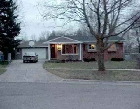 197 Circle, Saline, MI 48176 photo 1