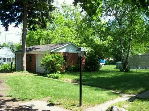 215 S Second, Brighton, MI 48116 photo 2