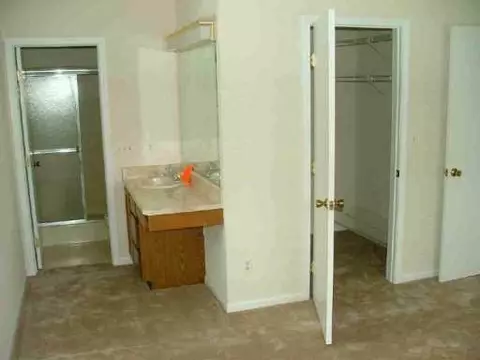 671 Lexington, Saline, MI 48176 photo 3