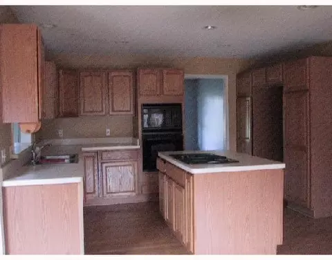 3765 Kipling, Howell, MI 48843 photo 5