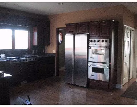 5445 Split Rail, Brighton, MI 48114 photo 4