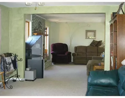 224 Tower, Saline, MI 48176 photo 4