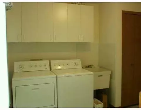 10065 Stony Crk, York, MI 48160 photo 8