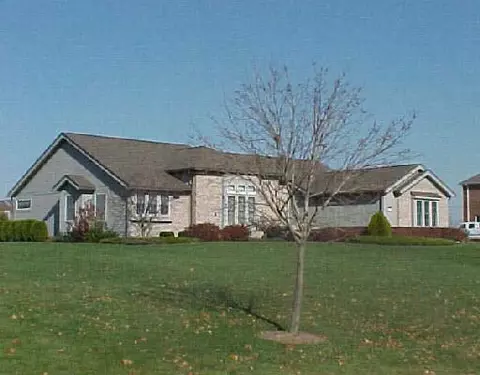 276 Hunters Rdg, Saline, MI 48176 photo 1