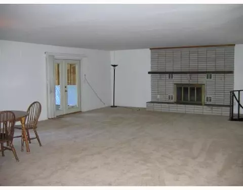 1341 Bishop, Saline, MI 48176 photo 2