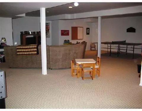 7185 Dell, Saline, MI 48176 photo 5