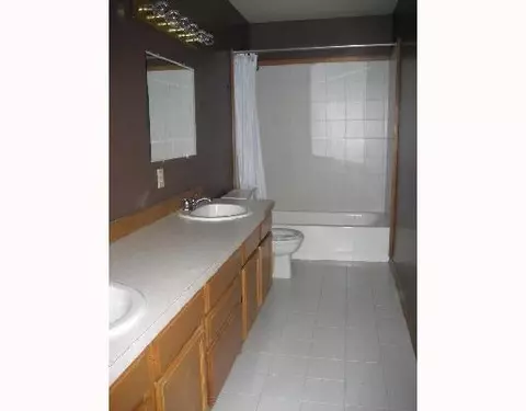 4858 N Latson, Howell, MI 48855 photo 5