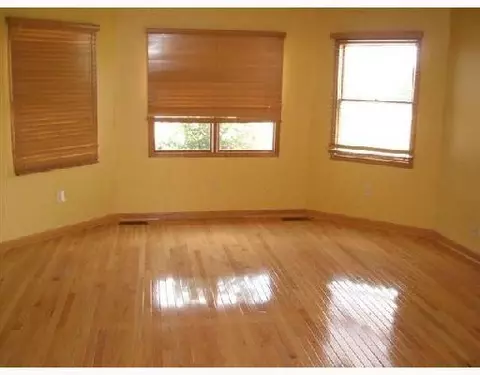4858 N Latson, Howell, MI 48855 photo 2