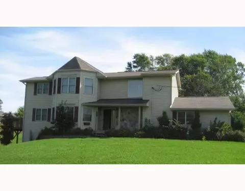 4858 N Latson, Howell, MI 48855 photo 1