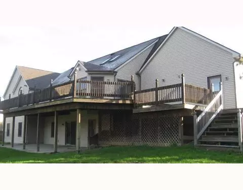 7675 Handy, Howell, MI 48843 photo 4