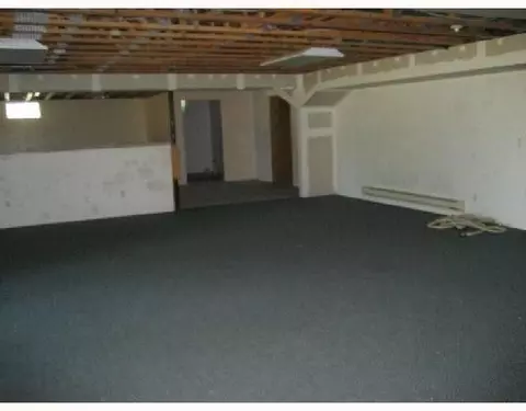 7675 Handy, Howell, MI 48843 photo 3