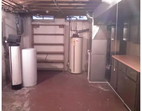 150 Tower, Saline, MI 48176 photo 8