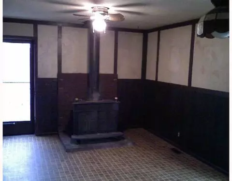 150 Tower, Saline, MI 48176 photo 3