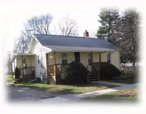 824 State, Adrian, MI 49221 photo 1