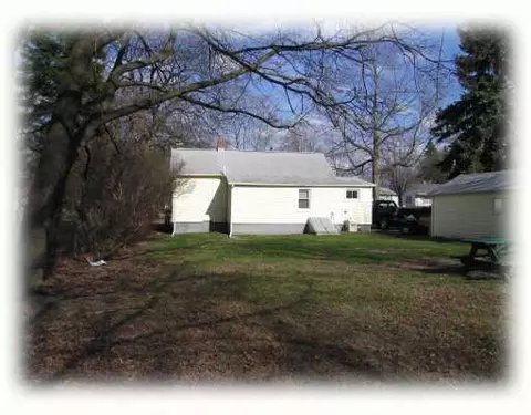824 State, Adrian, MI 49221 photo 9