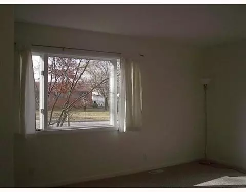 133 Harper, Saline, MI 48176 photo 2